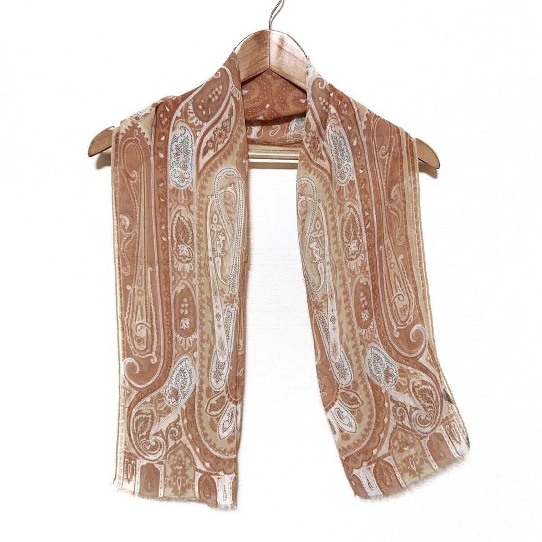 Auth ETRO - Light Brown Light: Auth ETRO - Light Brown Light Yellow Multi Scarf Condition: Pre-owned Brand: ETRO Style: Scarf Color: Light Brown, Light Yellow, Multi ConditionRank: 7 Type: Scarf SKU no: RBJ32