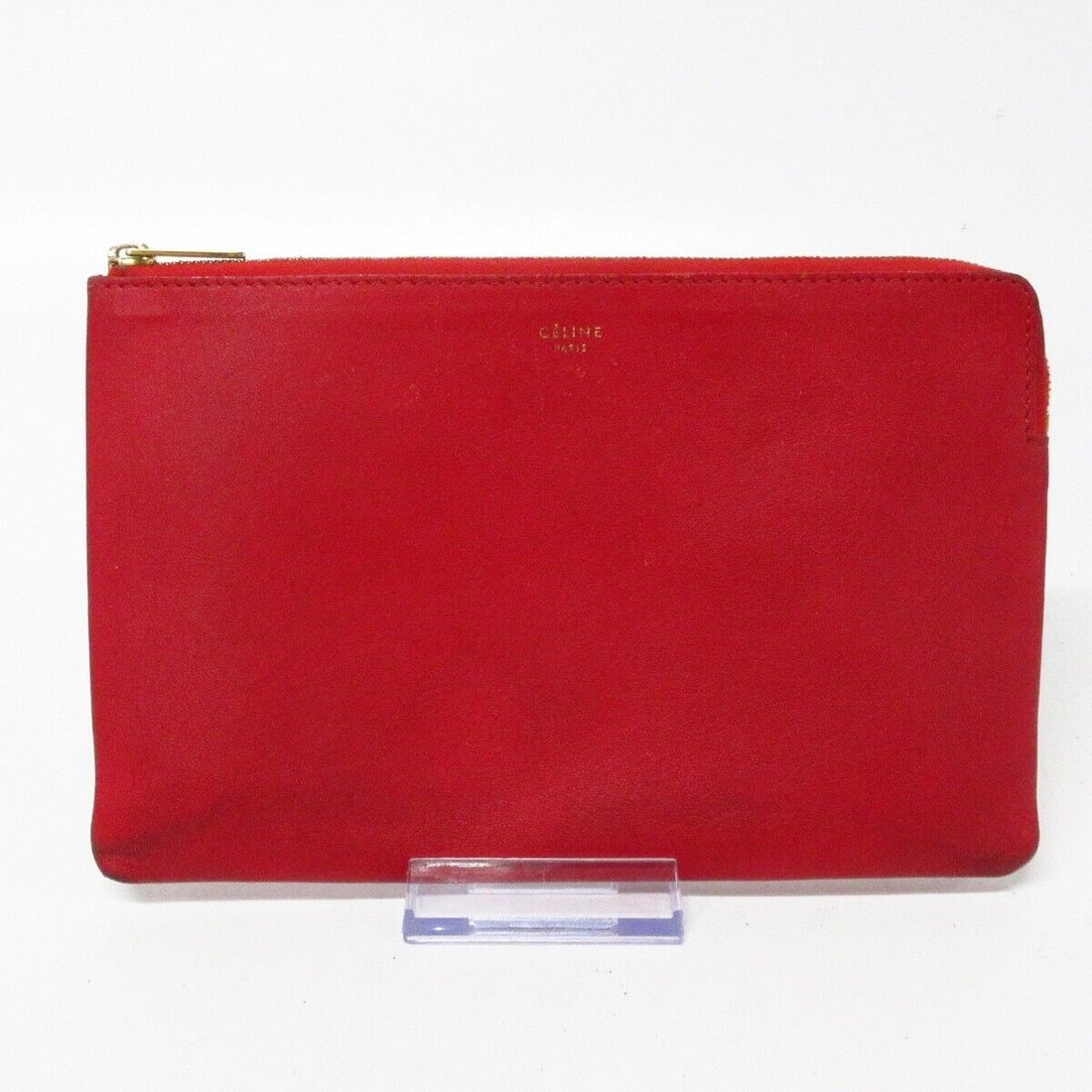 Auth CELINE - Red Leather Pouch: Auth CELINE - Red Leather Pouch Condition: Pre-owned Brand: CELINE Style: Pouch Exterior Color: Red Exterior Material: Leather Accessories: Box ConditionRank: 6 Type: Pouch <