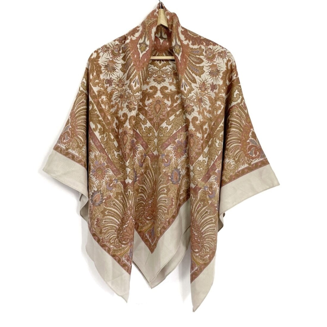 Auth MORABITO - Beige Dark Brown: Auth MORABITO - Beige Dark Brown Multi Wool Silk Scarf Condition: Pre-owned Brand: MORABITO Style: Scarf Color: Beige, Dark Brown, Multi Material: Wool, Silk Accessories: None ConditionRa