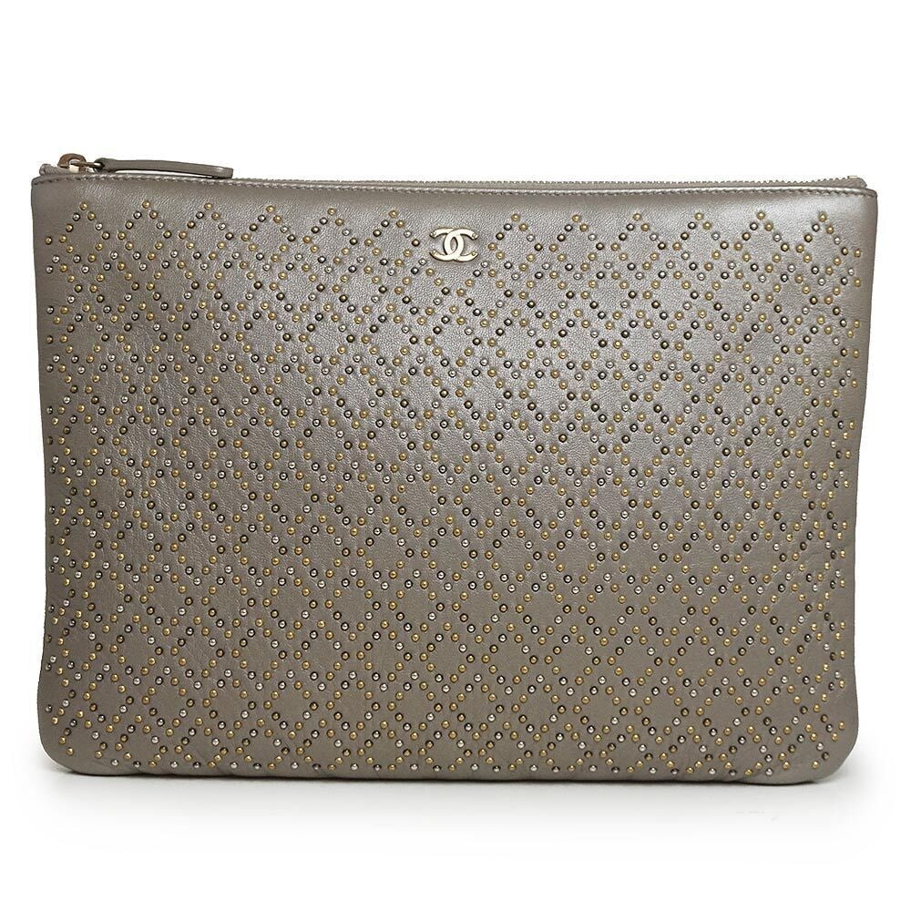 CHANEL Unused Clutch Second Bag Lambskin: CHANEL Unused Clutch Second Bag Lambskin Leather Greige 240706N Condition: Pre-owned Brand: CHANEL Style: Hand Bag Exterior Material: Leather Exterior Color: Unknown Department: Ladies Ty