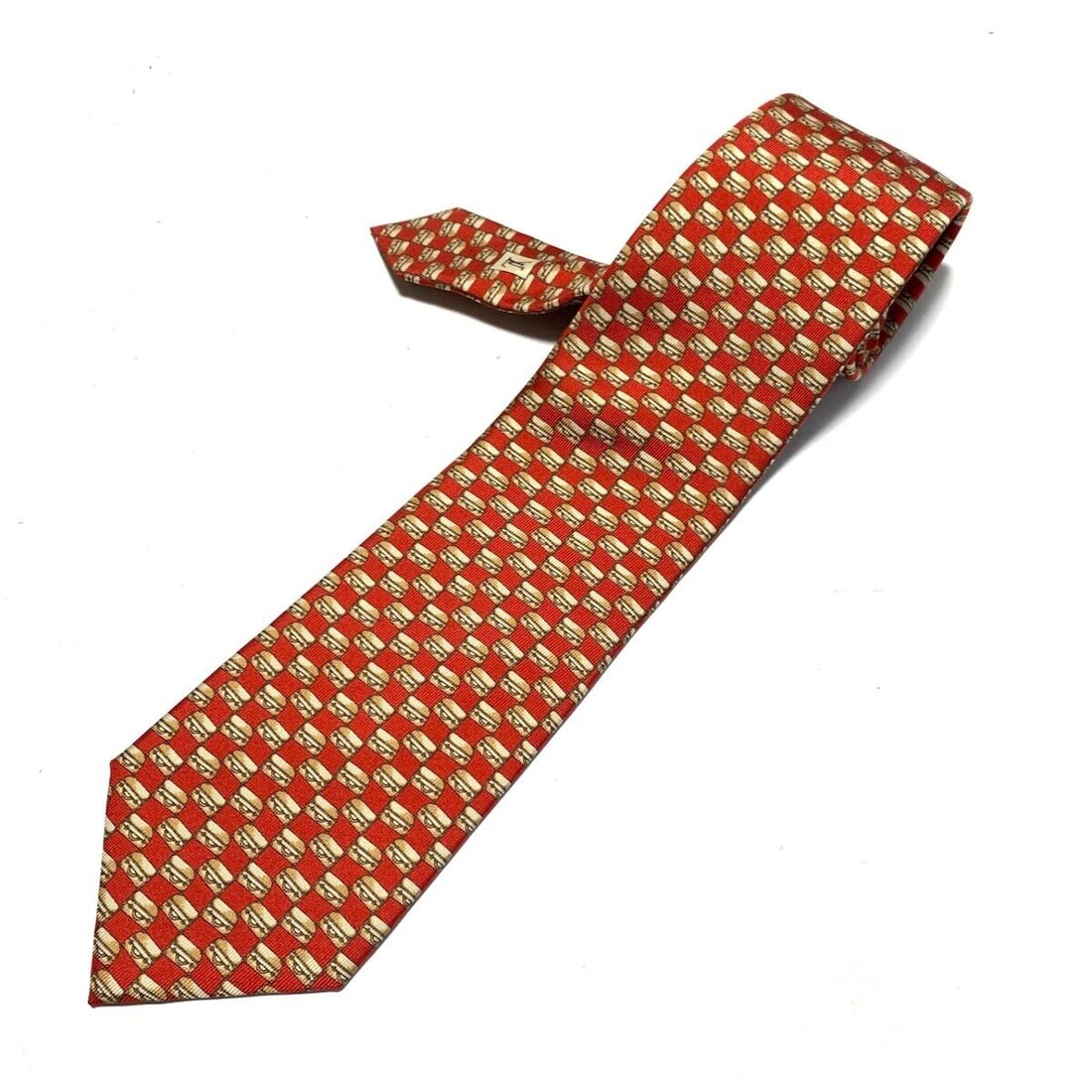 Auth LOUIS VUITTON - Red Light: Auth LOUIS VUITTON - Red Light Brown Cream Unconfirmed Mens Tie Condition: Pre-owned Brand: LOUIS VUITTON Style: Tie Color: Red, Light Brown, Cream Date Code/Stamp: Unconfirmed ConditionRank: 6