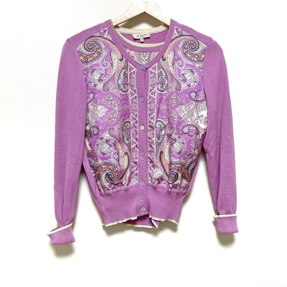 Auth ETRO - Pink Light Purple: Auth ETRO - Pink Light Purple Multi Womens Tops Ensemble Condition: Pre-owned Brand: ETRO Style: Tops Ensemble Color: Pink, Light Purple, Multi Material: Please see the photo of the quality tag Co
