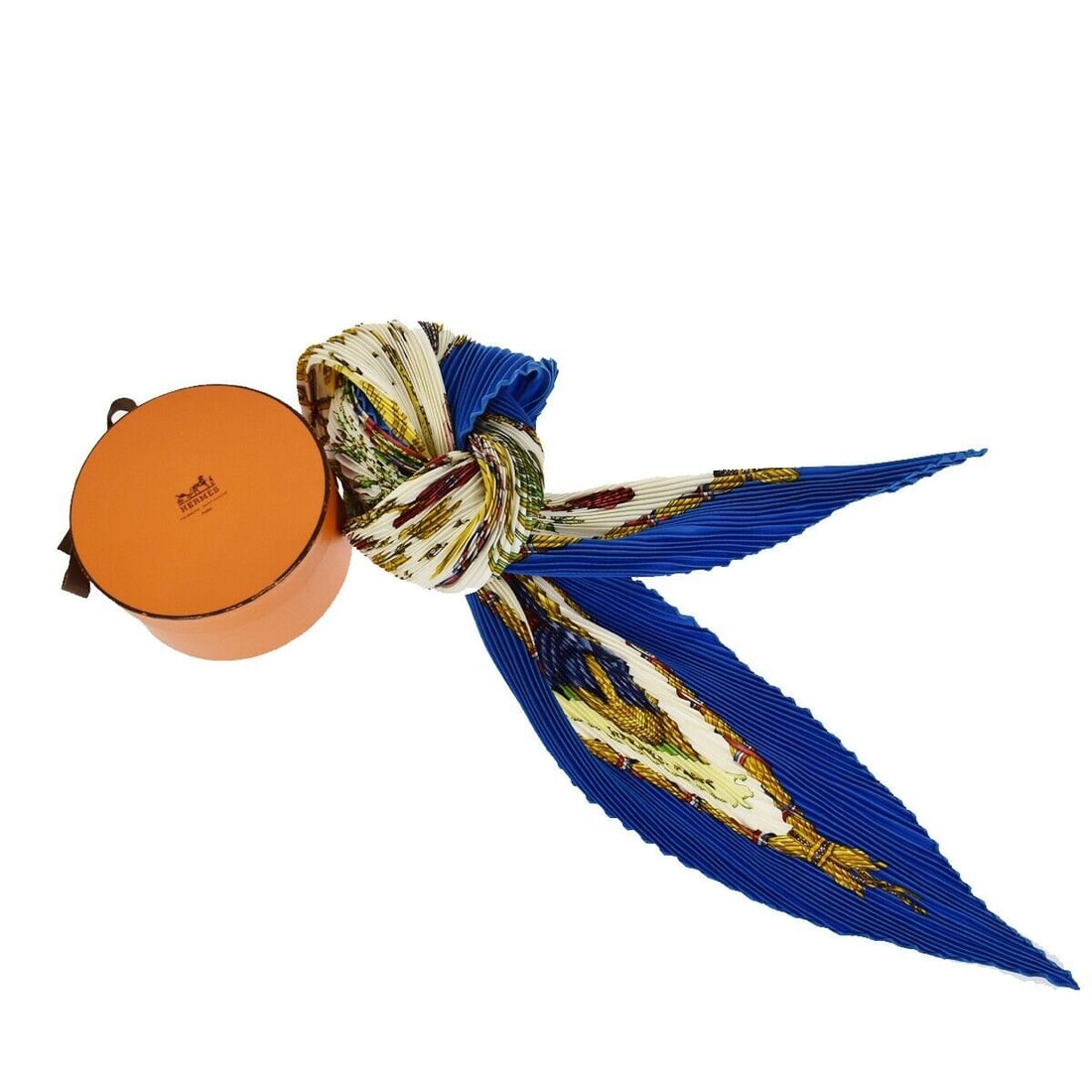 HERMES XL Pleated Scarf LIBERTE EGALITE: HERMES XL Pleated Scarf LIBERTE EGALITE FRATERNITE REPUBLIQUE FRANCAISE 63SH021 Condition: Pre-owned Brand: HERMES Department: Unisex Type: Scarf Color: Blue White Style: Pleated Scarf Ma