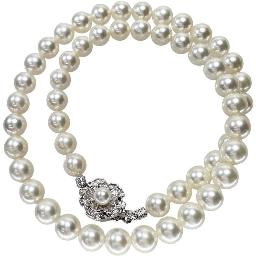 MIKIMOTO Akoya Pearl 7.5-8.0mm Necklace Silver: MIKIMOTO Akoya Pearl 7.5-8.0mm Necklace Silver .1g 44cm Ladies Mako NN Condition: Pre-owned Brand: MIKIMOTO Country: Japan SN: MOR_0820 Main Stone Creation: Natural Main Stone: Pearl Mate
