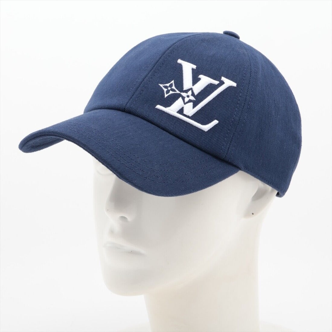 Louis Vuitton LV smashing WA1294 Cap: Louis Vuitton LV smashing WA1294 Cap M Cotton & Rayon Malines M7606M Condition: Pre-owned Detail Notes: ?Good : Used with a few stains and/or scratches. ZZ020168? Style: Hat Material: Cotton &: Ray