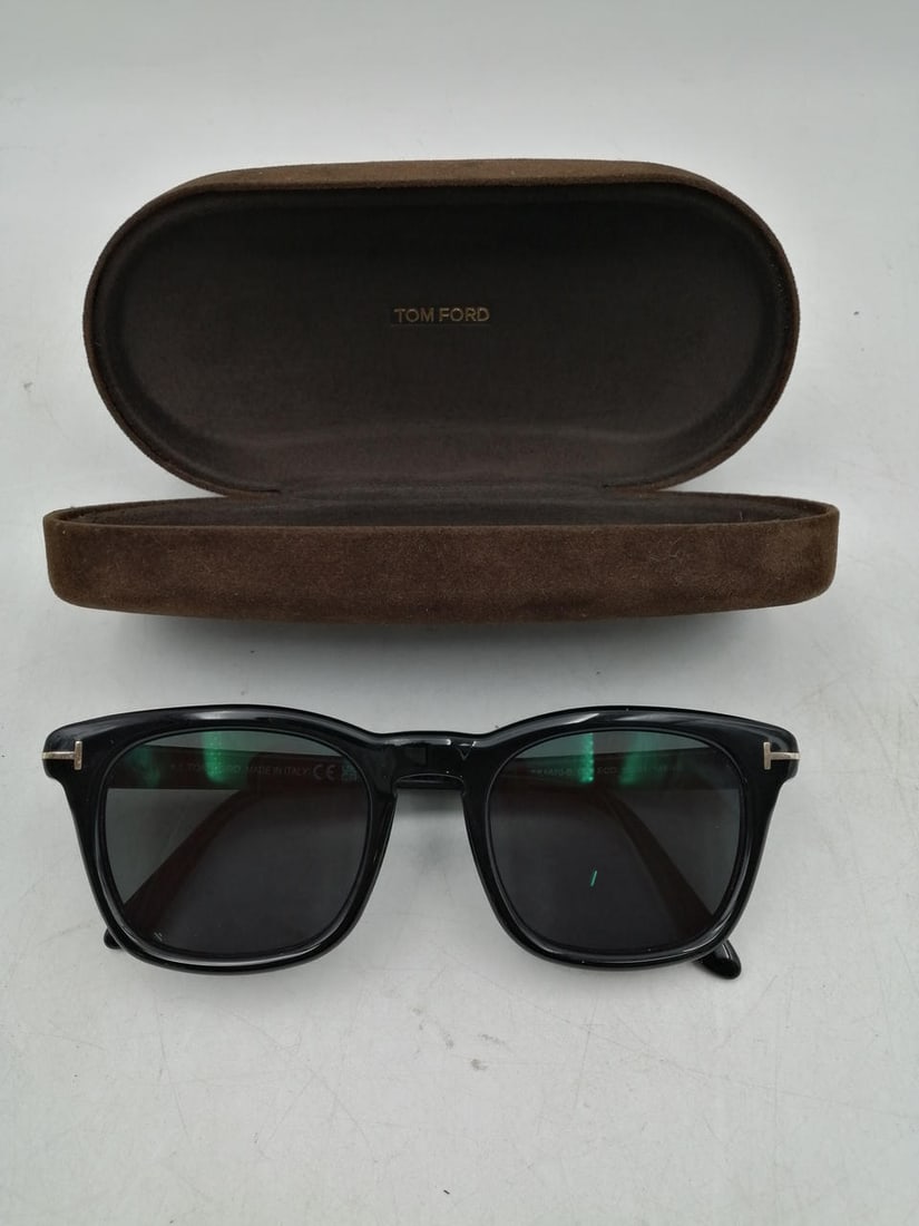 TOM FORD Model number: TF5870-B Sunglasses: TOM FORD Model number: TF5870-B Sunglasses Condition: Pre-owned Brand: TOM FORD Country: Japan SN: MOR_0820 UV Protection: NA Lens Material: NA Model: NA Theme: NA Style