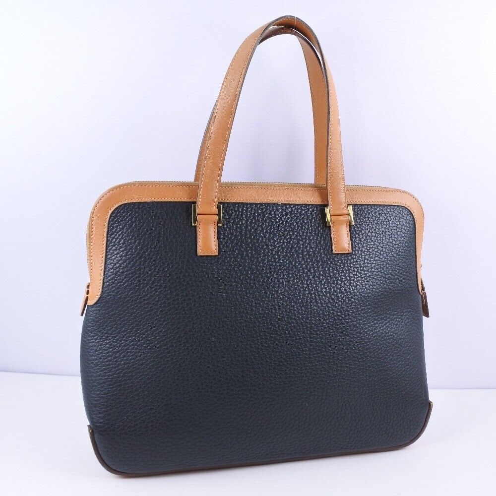 HERMES #19E da Handbag Fjord: HERMES #19E da Handbag Fjord Black Ladies 59160434 Condition: Pre-owned Brand: HERMES Country: Japan SN: MOR_TR_0913 Size: NA Size Type: Normal Style: NA Type: NA Exteri