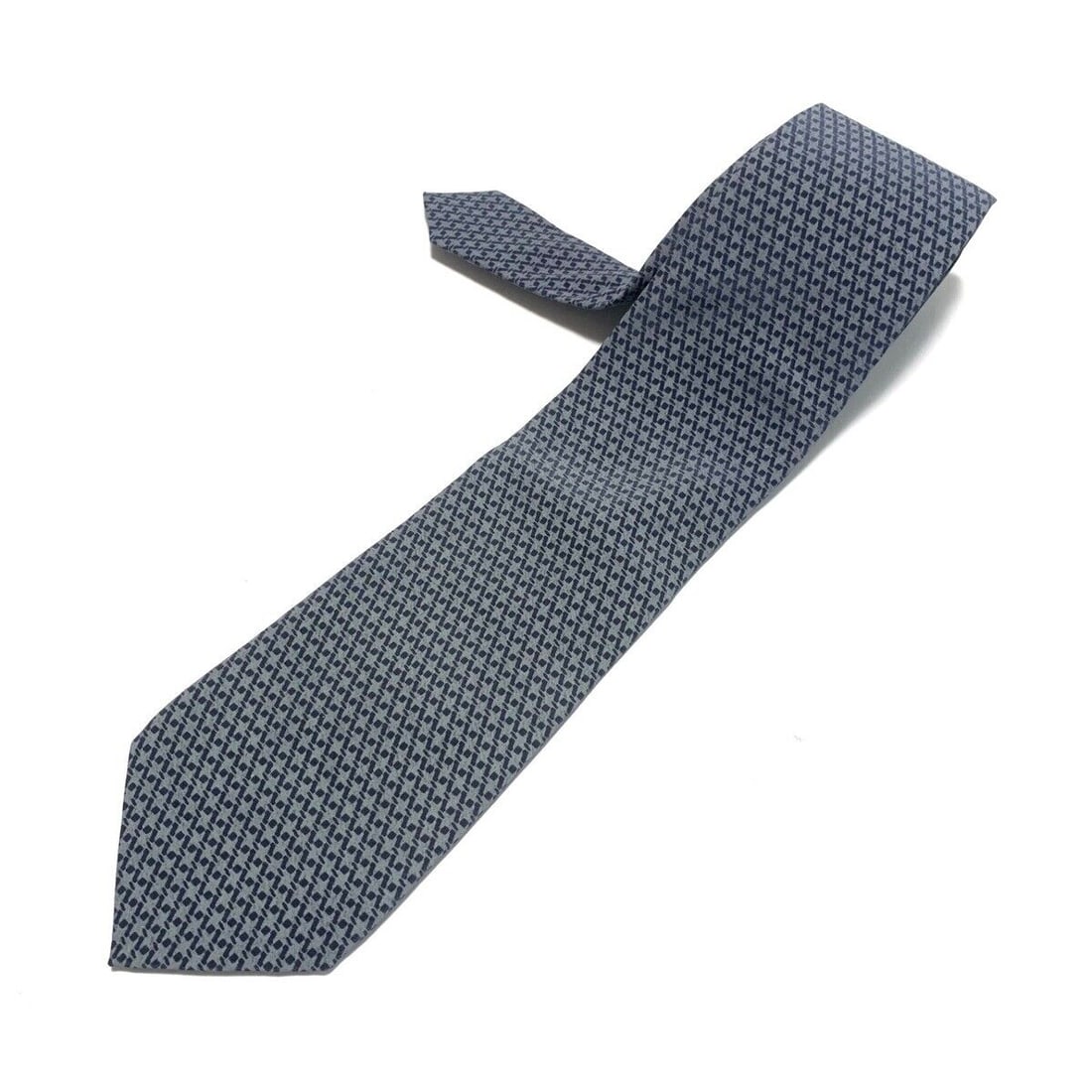 Auth ETRO - Dark Navy Blue: Auth ETRO - Dark Navy Blue Gray Tie Condition: Pre-owned Brand: ETRO Style: Tie Color: Dark Navy, Blue Gray ConditionRank: 6 Department: Mens Type: Tie SKU no: RBJ23575