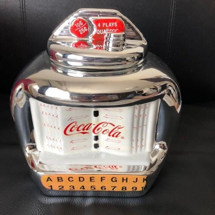 Coca Cola Cookie Jar Jukebox Design: Coca Cola Cookie Jar Jukebox Design Pottery With Box Used From Japan Condition: Used Important Notes: ?It measures approximately 25 x 25 x 15 cm, including the lid.Since it is old, there are some scuf