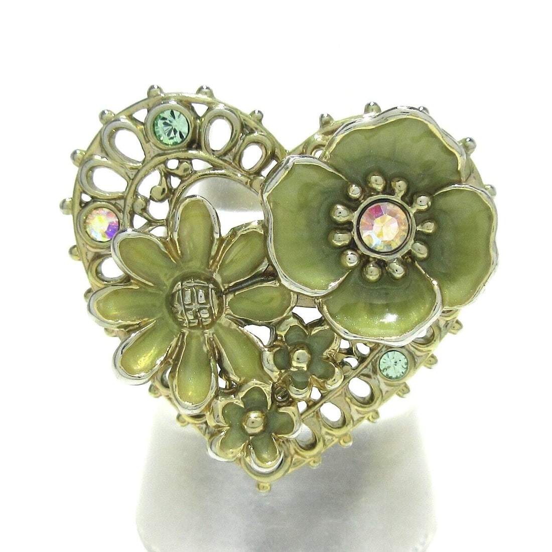 Auth ANNA SUI - Yellow Green: Auth ANNA SUI - Yellow Green Silver Clear Hardware Rhinestones Ring #6 Condition: Pre-owned Brand: ANNA SUI Style: Ring Color: Yellow Green, Silver, Clear Material: Hardware, Rhinestones Note: Thi