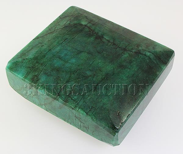 Big Emerald Beryl 1878.50ctw Loose Gemstone Emerald Cut: Big Emerald Beryl 1878.50ctw Loose Gemstone Emerald Cut **|**|** 68x77x35mm Emerald Beryl Faceted Loose Gemstone Emerald Shape ; MSRP: $14500