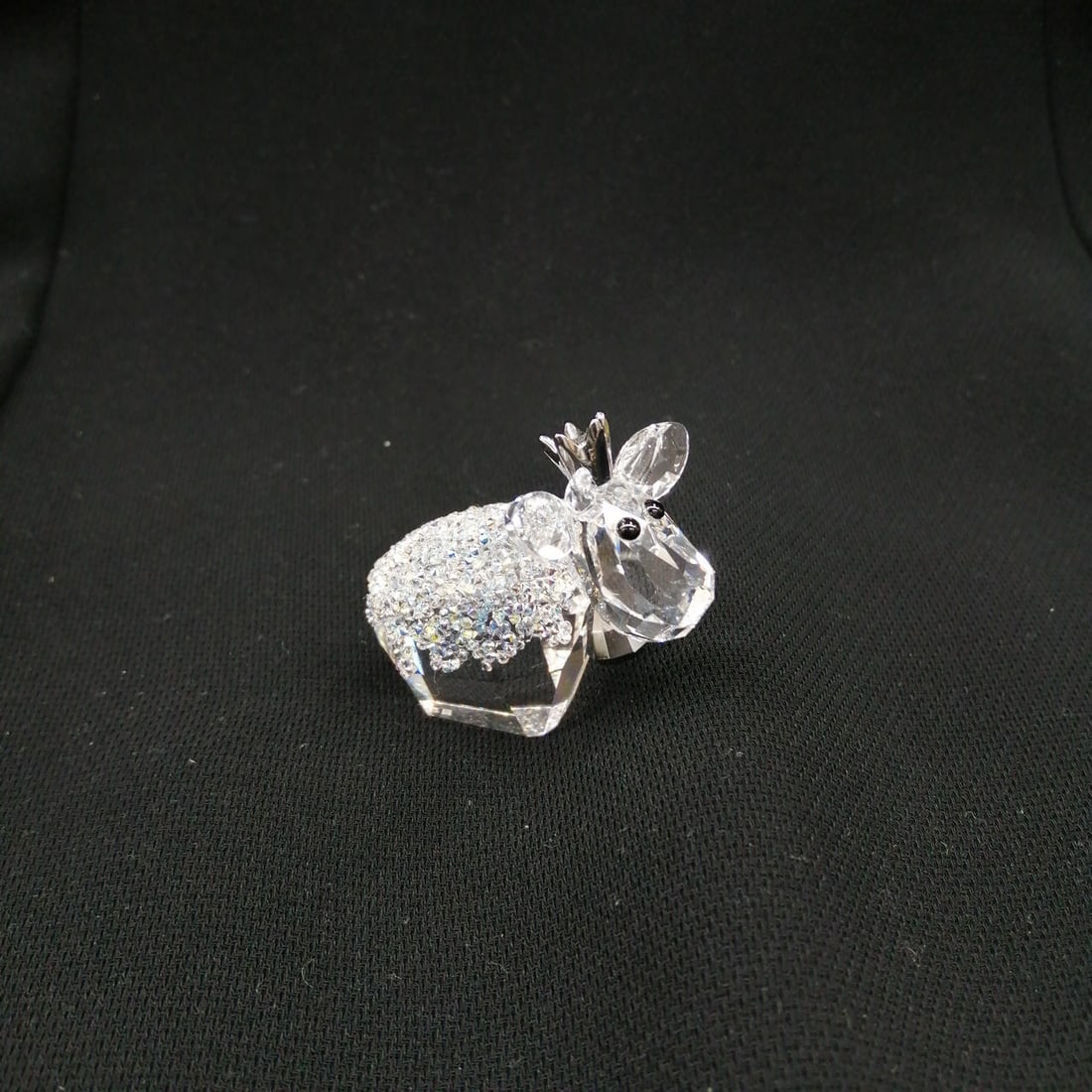 SWAROVSKI Model number: 5492750 BIRTHDAY PRINCES: SWAROVSKI Model number: 5492750 BIRTHDAY PRINCES MO Condition: Used Brand: SWAROVSKI Country: Japan SN: MOR_0820 Color: white Region of Origin: NA Primary Material: Porcelain &: Potter