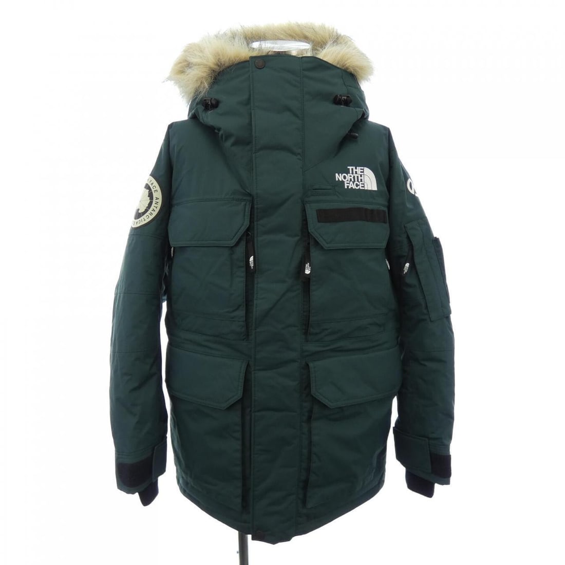 Authentic THE NORTH FACE Down Jackets: Authentic THE NORTH FACE Down Jackets #241-003-732-7694 Condition: Pre-owned Brand: THE NORTH FACE Style: JACKET Color: Green Outer Shell Material: See Image Gender: Mens Size: S