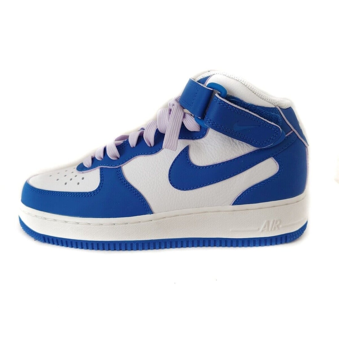 Auth NIKE Air Force One 07: Auth NIKE Air Force One 07 Mid Kentucky DX3721-100 White Blue Light Purple - Condition: Pre-owned Brand: NIKE Style: Sneakers Color: White, Blue, Light Purple Upper Material: Leather, Chemical Fiber <