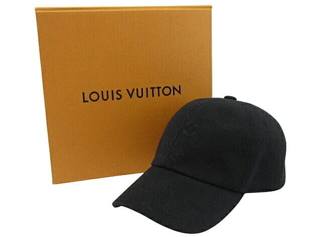 LOUIS VUITTON Cap Monogram Essential Baseball: LOUIS VUITTON Cap Monogram Essential Baseball Cap Hat M76585 Condition: Pre-owned Brand: LOUIS VUITTON Country: Japan SN: MOR_0820 Department: Men Color: NA Size: Free Style: hat