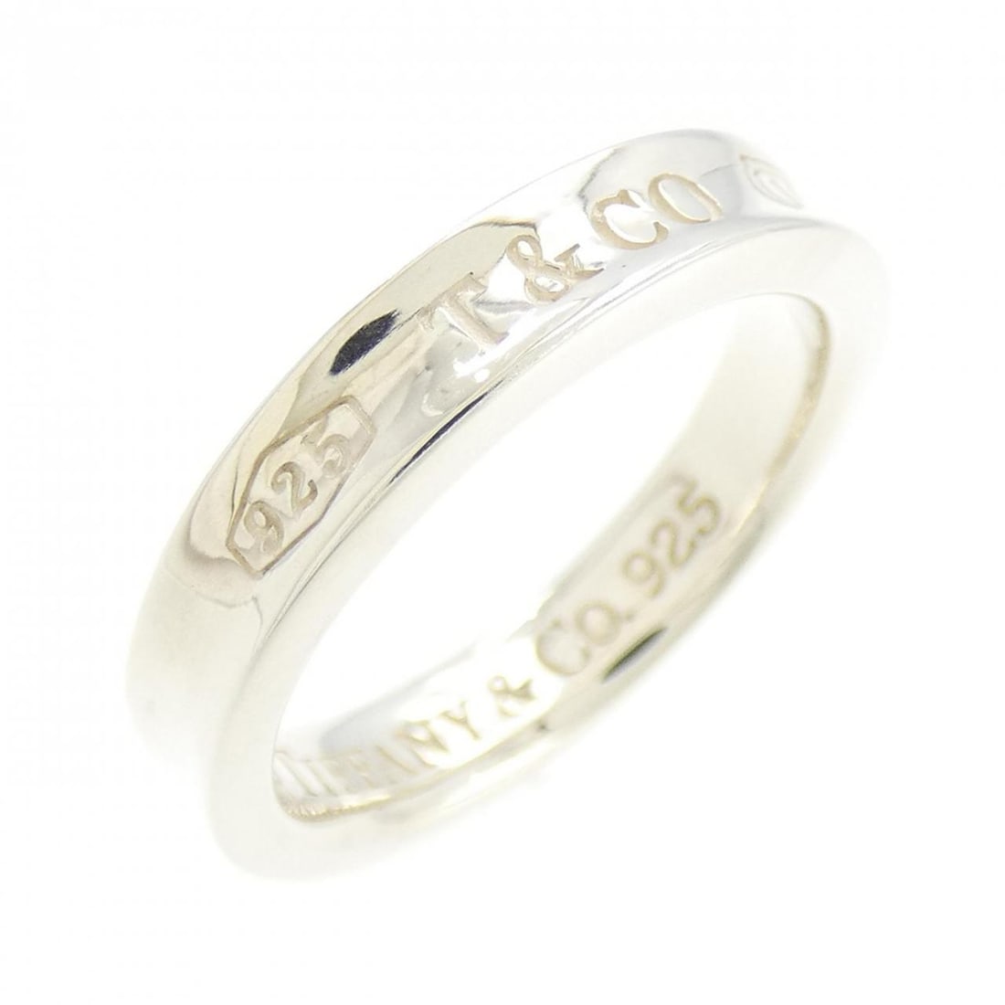 Authentic Tiffany 1837 Narrow Ring #260-006-957-4108: Authentic Tiffany 1837 Narrow Ring #260-006-957-4108 Condition: Pre-owned Brand: Tiffany Style: Ring Material: 925 Silver Gender: Ladies Size: 5 (US size) Accessories: No accessories