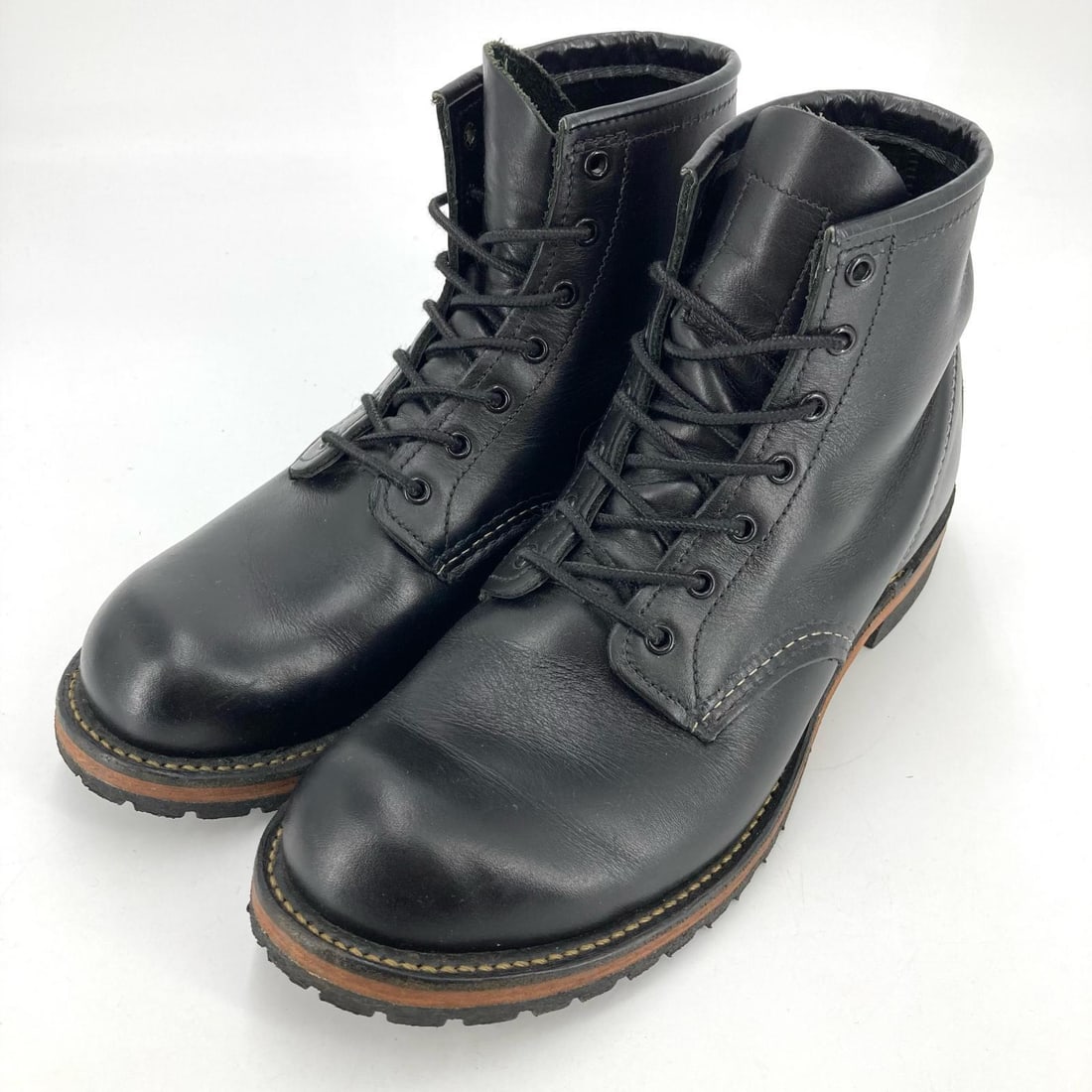 RED WING #2 boots 9414 black: RED WING #2 boots 9414 black 27cm Aeon Hiroten Condition: Pre-owned Brand: RED WING Country: Japan SN: MOR_TR_0913 Department: NA Type: Boot Character: Boots US Shoe Size: NA <br