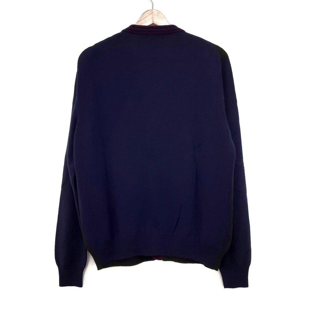 Auth ETRO Khaki Purple Wine Red: Auth ETRO Khaki Purple Wine Red Cardigan Condition: Pre-owned Brand: ETRO Style: Cardigan Color: Khaki, Purple, Wine Red Material: Please see the photo of the quality tag ConditionRank: 7