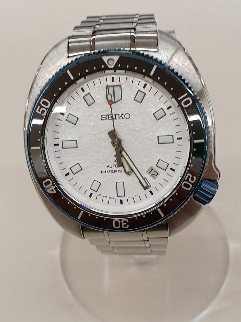 GRAND SEIKO Model number: 8L35-01W0 Automatic: GRAND SEIKO Model number: 8L35-01W0 Automatic winding manual Condition: Used Brand: GRAND SEIKO Country: Japan SN: MOR_0820 UPC: NA SKU no: RBJ387643000000 Guidelines for Bidding