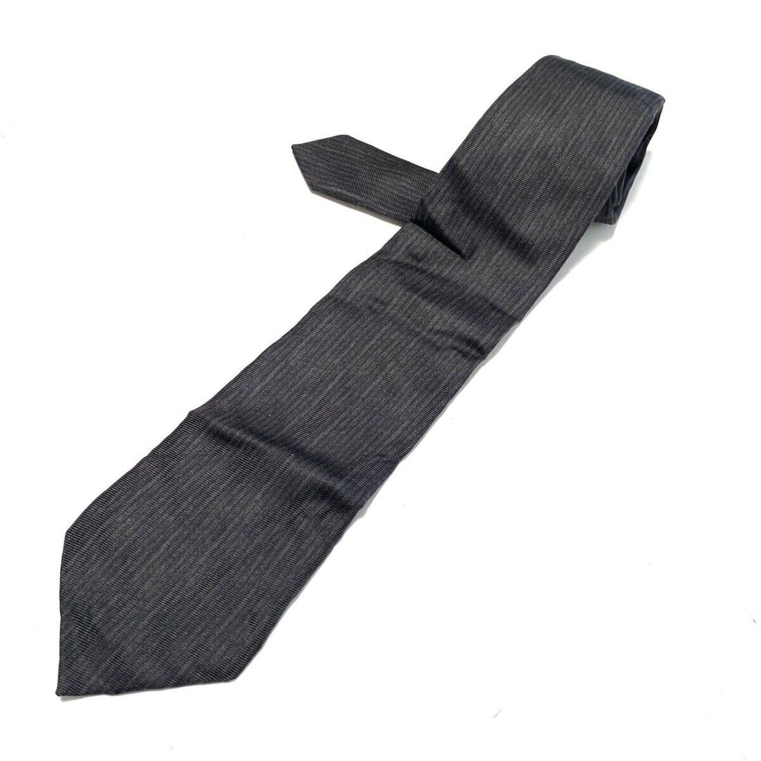 Auth ETRO - Black Dark Gray: Auth ETRO - Black Dark Gray Mens Tie Condition: Pre-owned Brand: ETRO Style: Tie Color: Black, Dark Gray ConditionRank: 6 Department: Mens Type: Tie SKU no: RBJ23571917