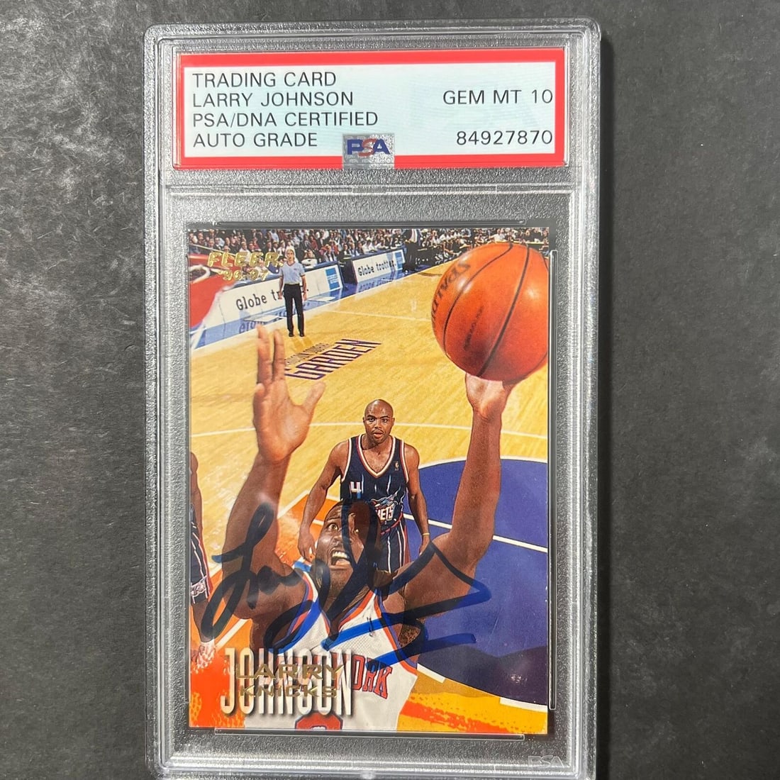 1996-97 fleer #225 larry johnson signed: 1996-97 fleer #225 larry johnson signed card auto 10 PSA slabbed knicks 1996-97 Fleer #225 Larry Johnson Signed Card AUTO 10 PSA Slabbed Knicks SKU no: RBJ7833706004568 Guidelines for Bidding We recom