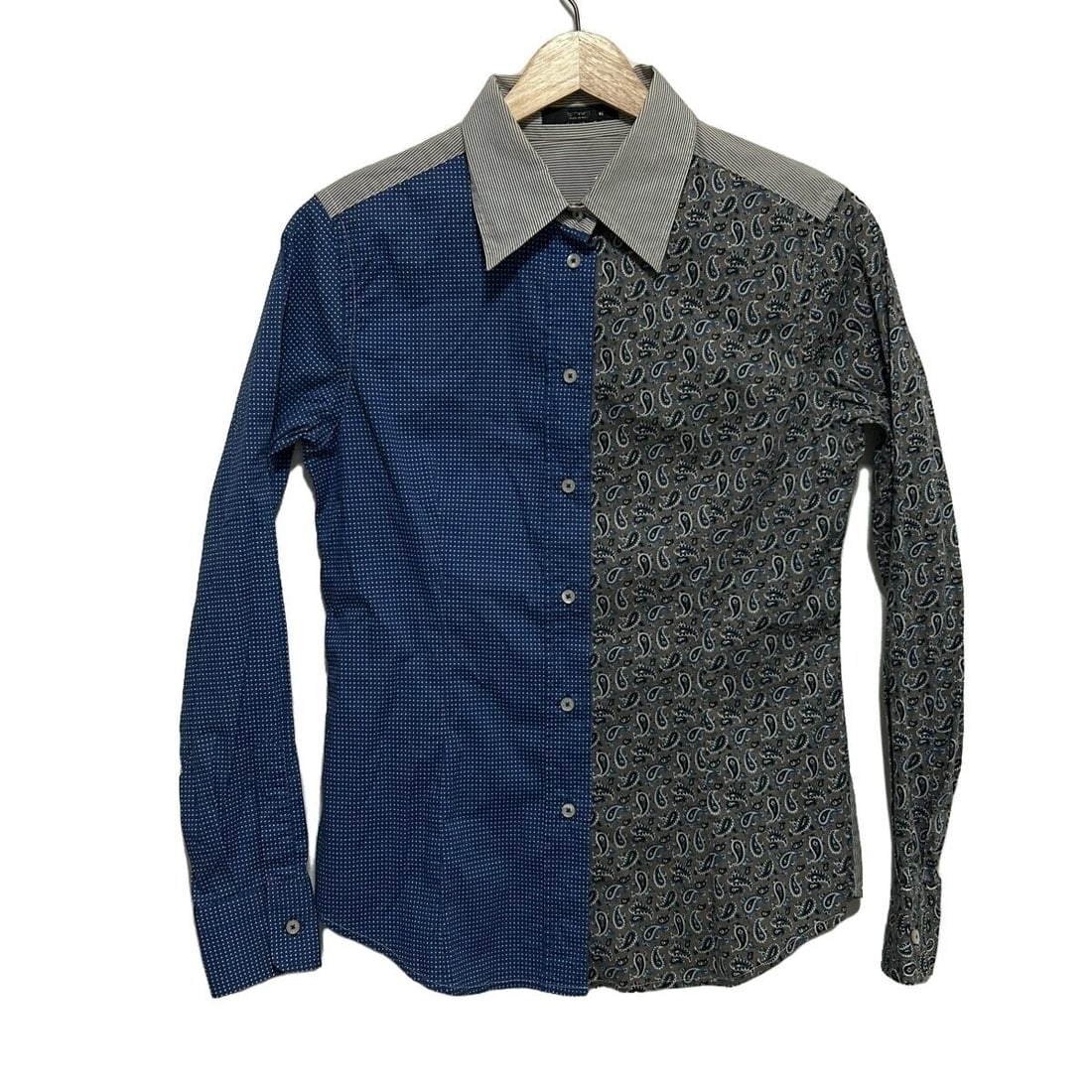 Auth ETRO - Gray Blue White: Auth ETRO - Gray Blue White Womens Blouse Condition: Pre-owned Brand: ETRO Style: Blouse Color: Gray, Blue, White Material: Please see the photo of the quality tag ConditionRank: 6 Depart