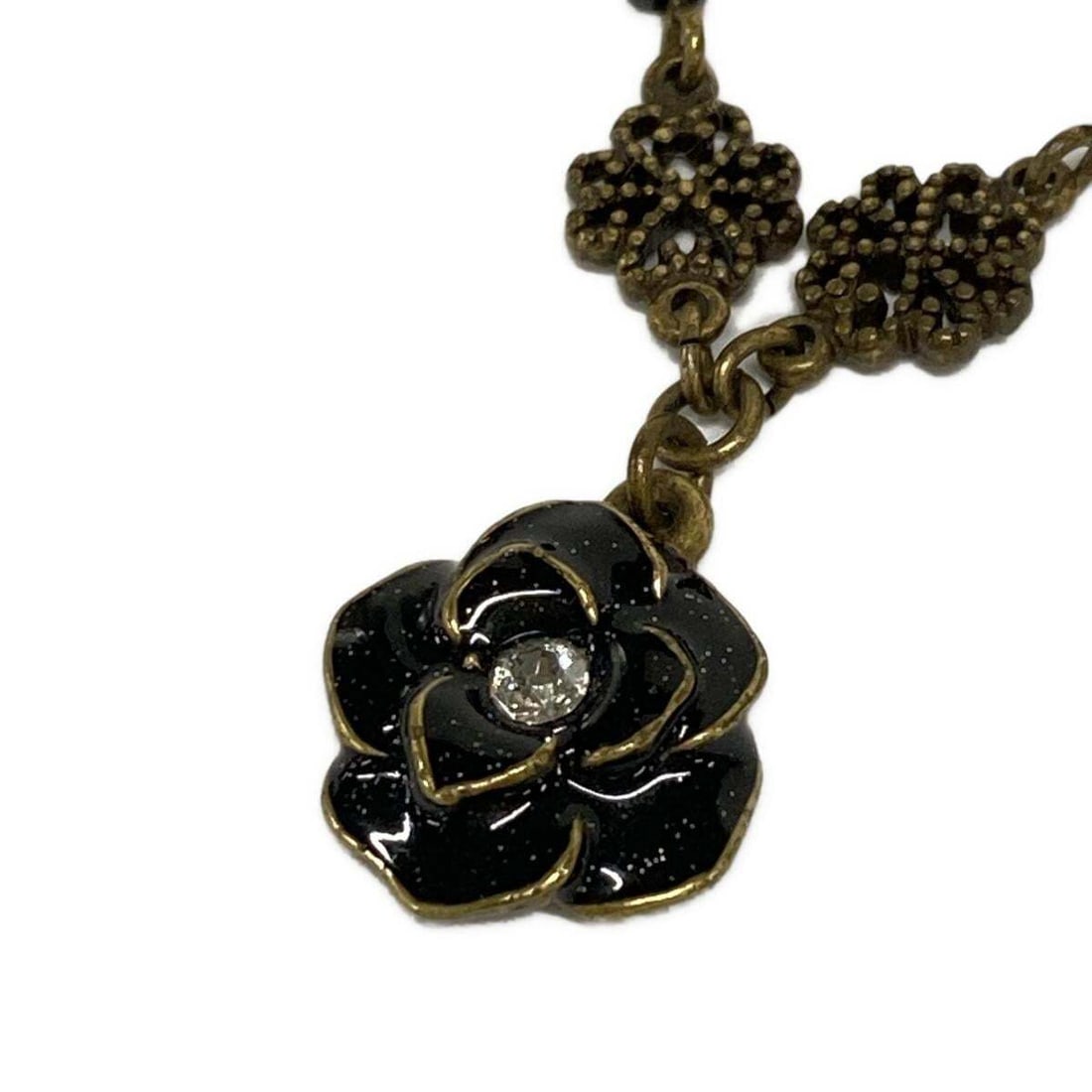Auth ANNA SUI Black Gold Hardware: Auth ANNA SUI Black Gold Hardware Necklace Condition: Pre-owned Brand: ANNA SUI Style: Necklace Color: Black, Gold Material: Hardware Note: This will be shipped by FedEx. Please note taxes may be