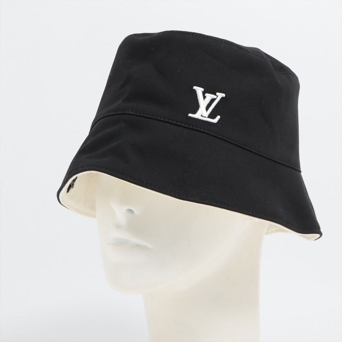 Louis Vuitton NX1214 Bucket Hat Cotton: Louis Vuitton NX1214 Bucket Hat Cotton Noir M7440M Bucket Hat trainers Reversibl Condition: Pre-owned Important Notes: ?Almost New : Mint Condition Used only display. A2970663? Style: Hat Material: Co
