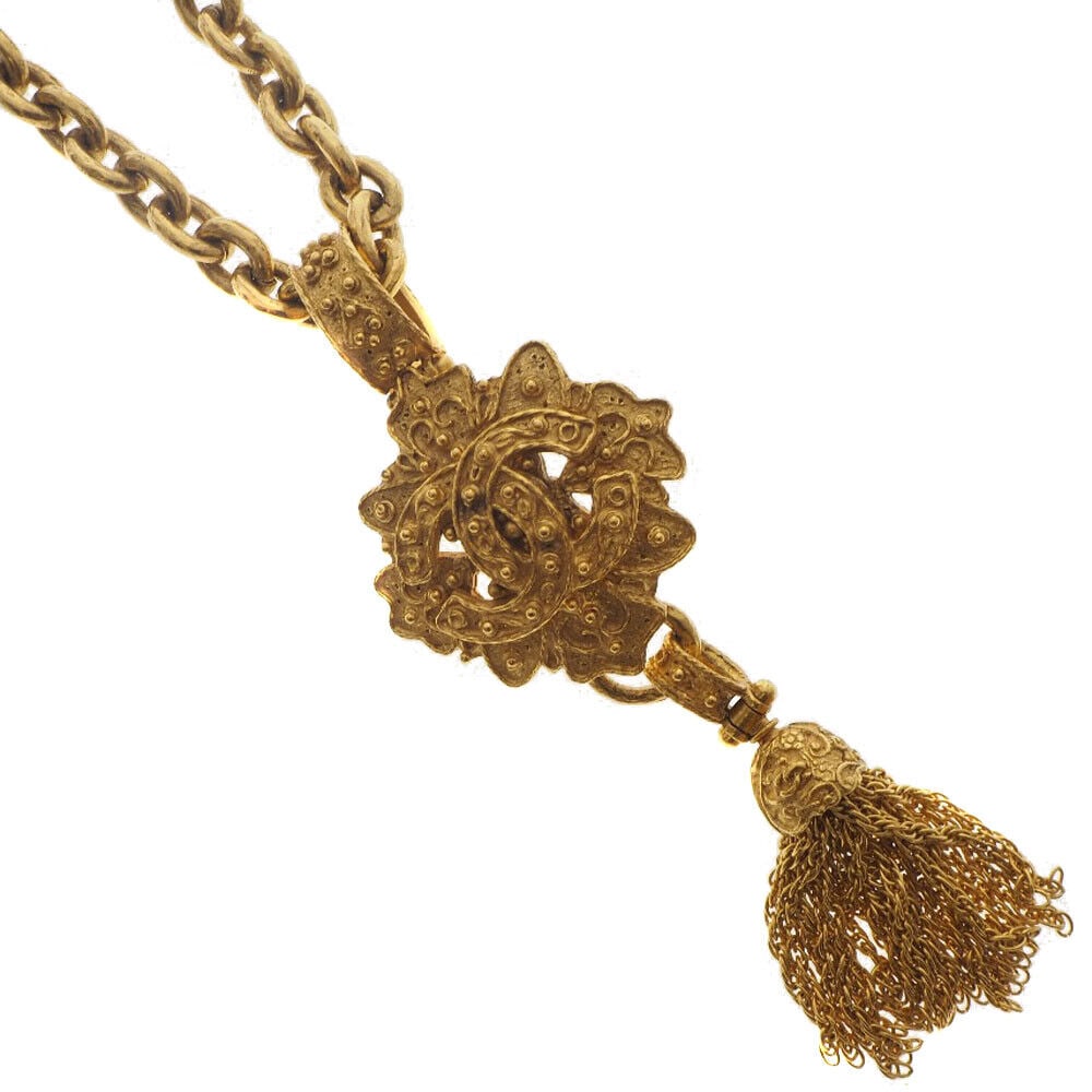 CHANEL COCO Mark Necklace fringe vintage: CHANEL COCO Mark Necklace fringe vintage gold Plated Gold 170g Women Condition: Pre-owned Brand: CHANEL Style: Necklace Material: Plated Gold Color: gold Size: See Description Department: