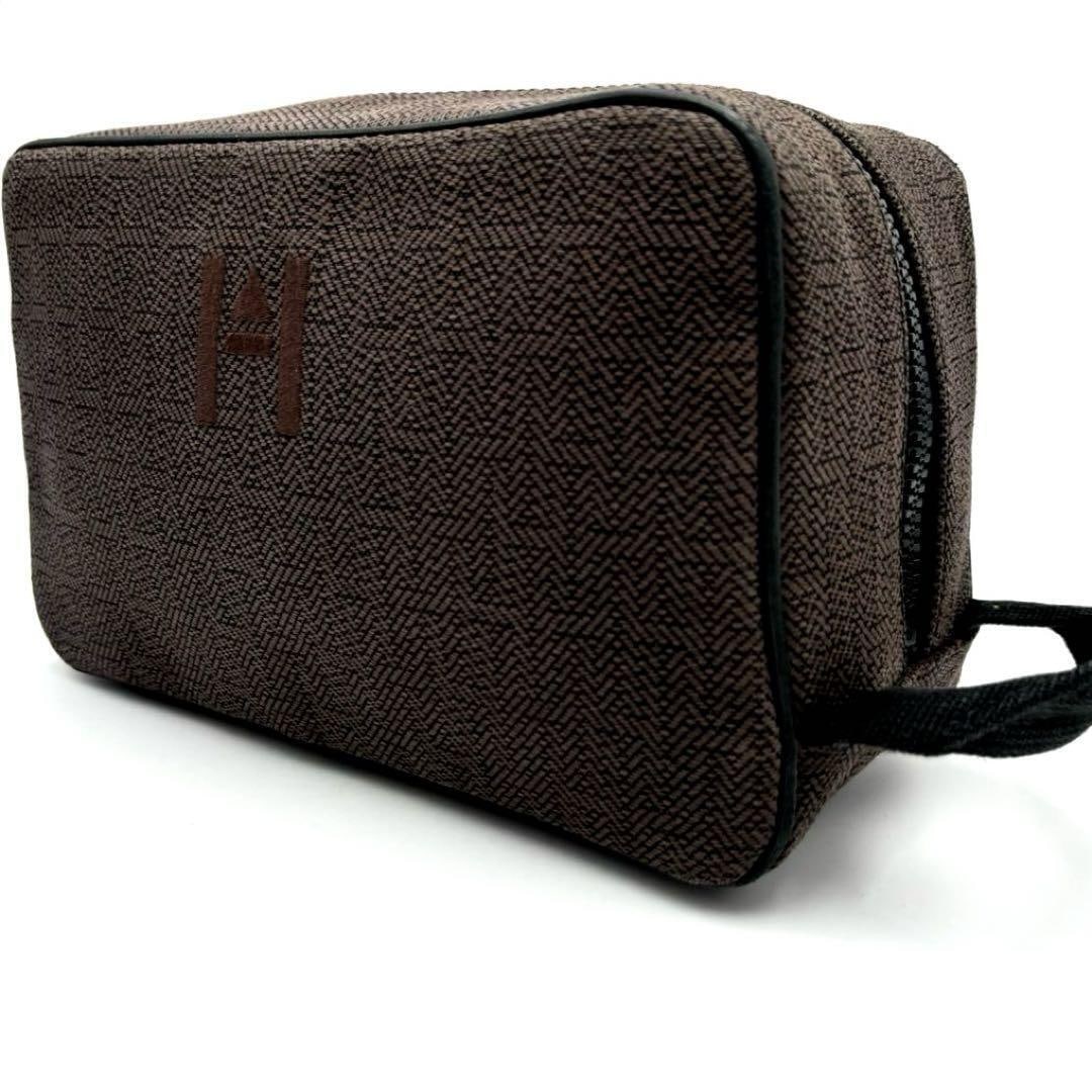 HERMES Pouch Bag Globe Trotter MM: HERMES Pouch Bag Globe Trotter MM Second Bag Toile Chevron Brown 241109T Condition: Pre-owned Brand: HERMES Style: Hand Bag Exterior Material: Leather Exterior Color: Unknown Department: Ladies <b