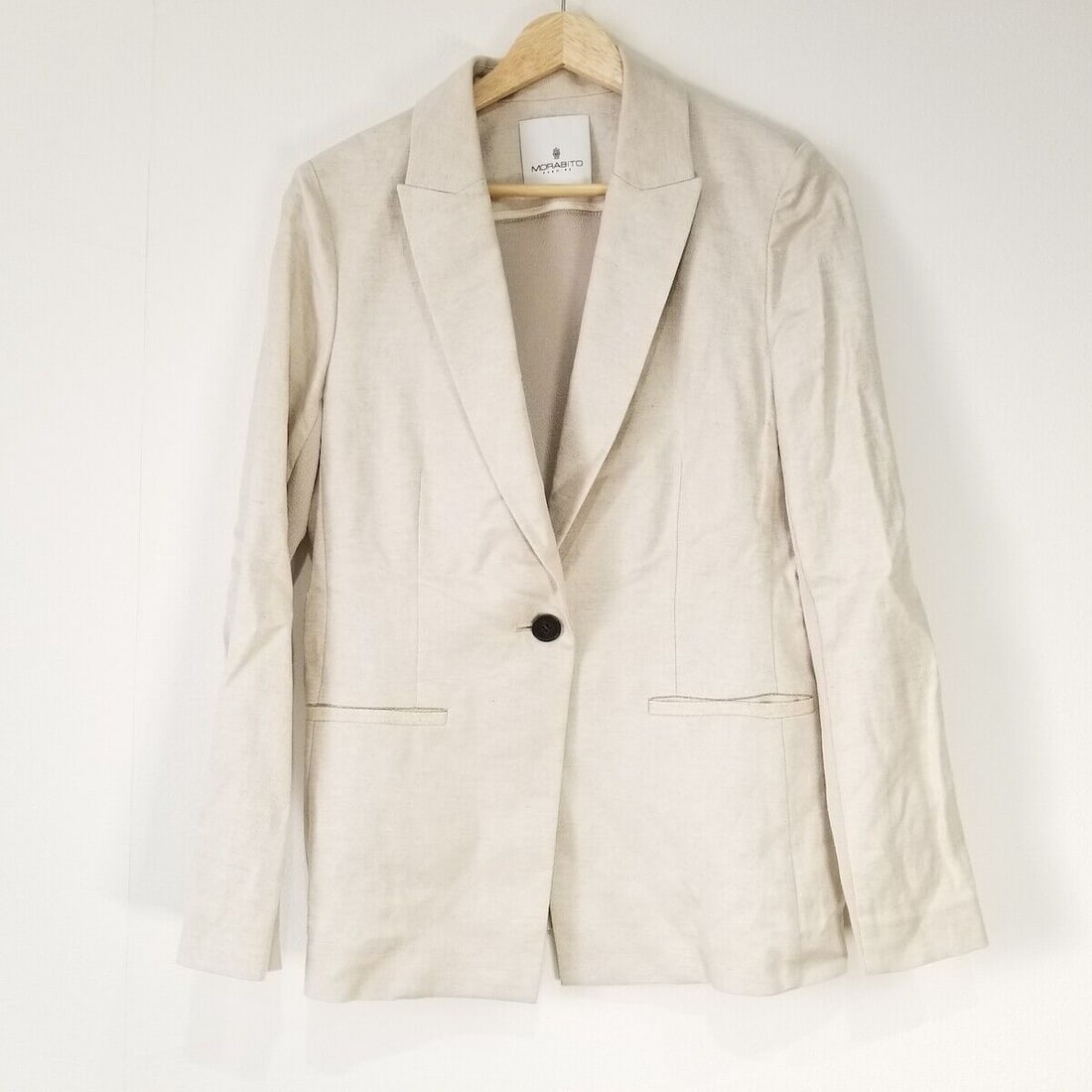 Auth MORABITO - Beige Womens Jacket: Auth MORABITO - Beige Womens Jacket Condition: Pre-owned Brand: MORABITO Style: Jacket Color: Beige Outer Shell Material: Please see the photo of the quality tag ConditionRank: 6 Departme