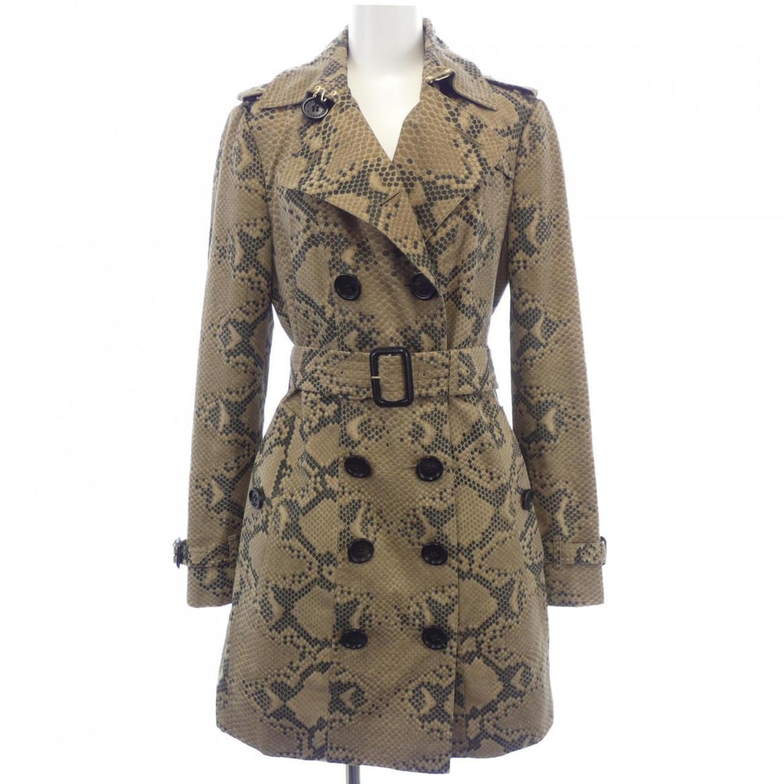 Authentic BURBERRY Trench Coats #241-003-699-0950: Authentic BURBERRY Trench Coats #241-003-699-0950 Condition: Pre-owned Brand: BURBERRY Style: COAT Color: Beige Gray Outer Shell Material: See Image Gender: Ladies Size: 38 Size