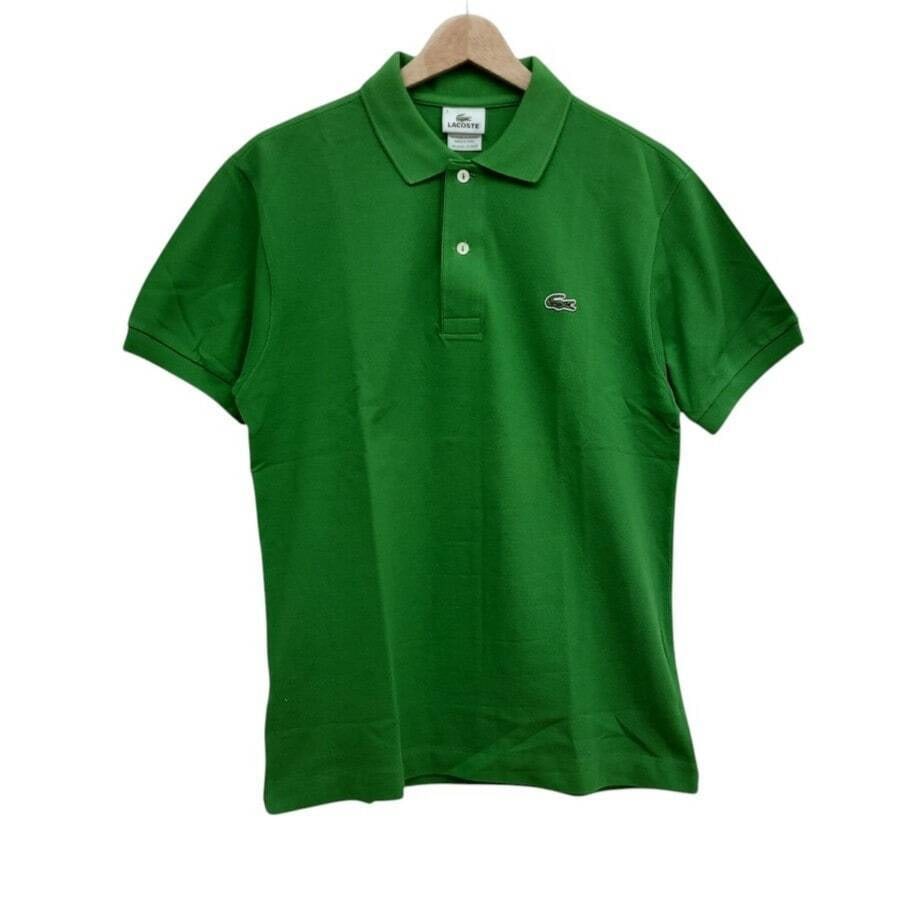 Auth Lacoste - Light Green Mens: Auth Lacoste - Light Green Mens Polo Shirt Condition: Pre-owned Brand: Lacoste Style: Polo Shirt Color: Light Green Material: Please see the photo of the quality tag ConditionRank: 7 Depa