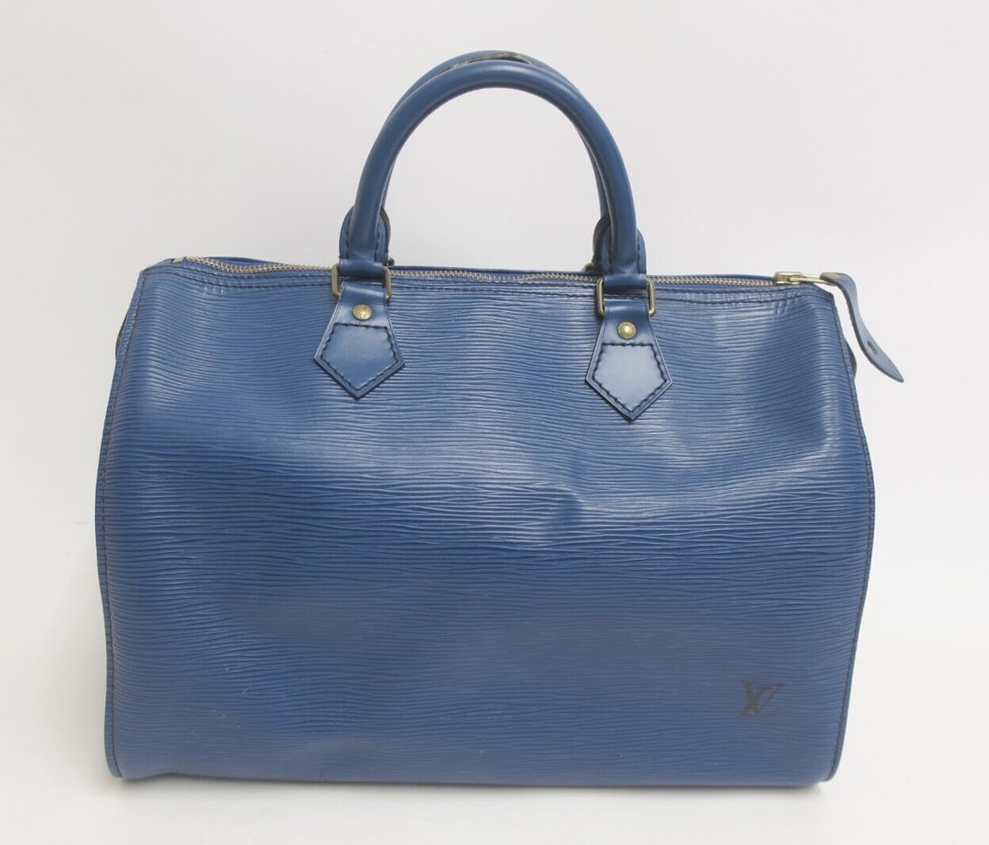 Authentic Louis Vuitton Epi Speedy 30: Authentic Louis Vuitton Epi Speedy 30 Handbag Condition: Pre-owned Brand: Louis Vuitton Department: Women Exterior Color: Blue Style: Handbag Country/Region of Manufacture: France Exterio