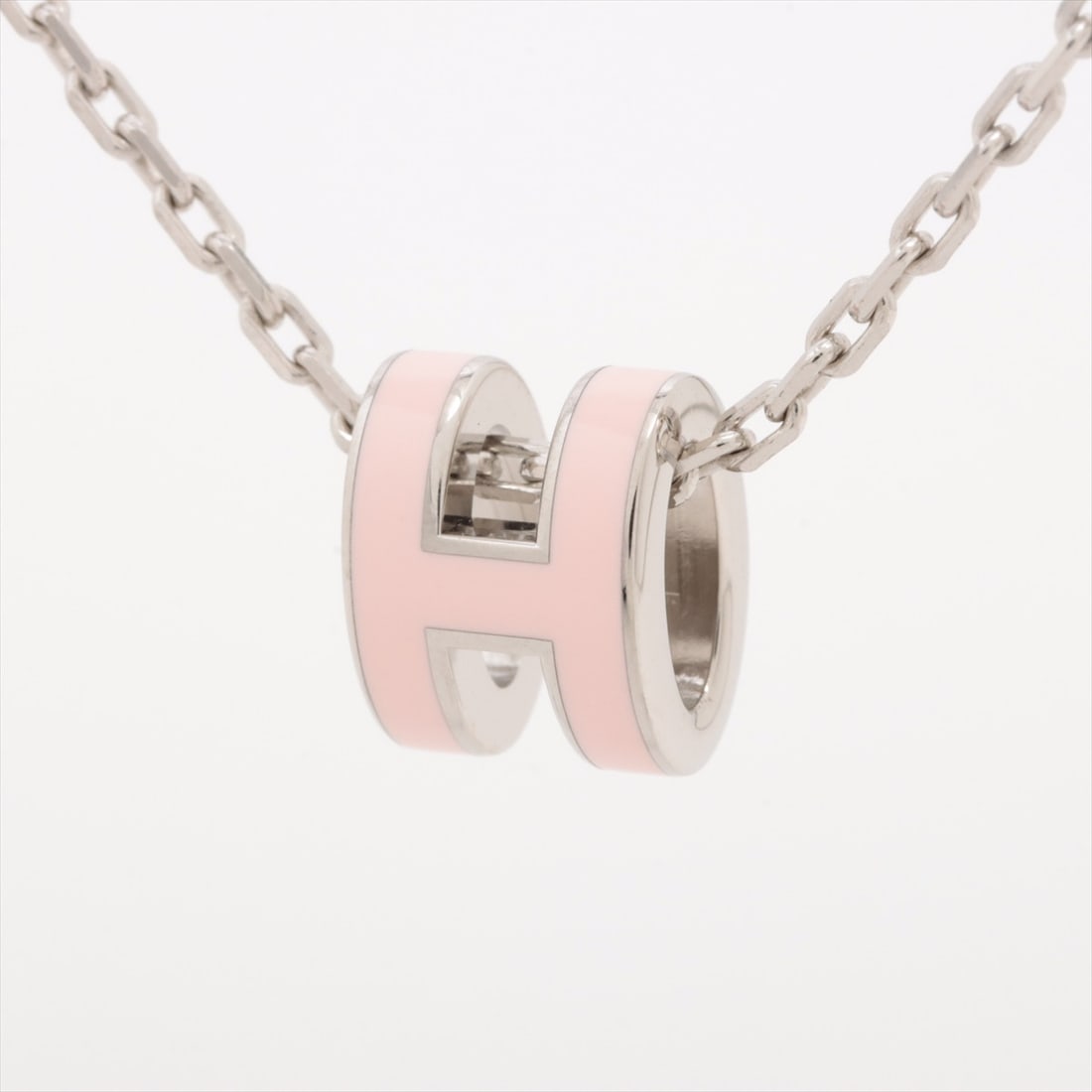Hermes Mini Pop Ash H Necklace: Hermes Mini Pop Ash H Necklace GP SilverxPink Condition: Pre-owned Important Notes: ?Very Good : Used with minor stains and/or scratches. AH021649? Style: Necklace Material: GP Color: SilverxPink