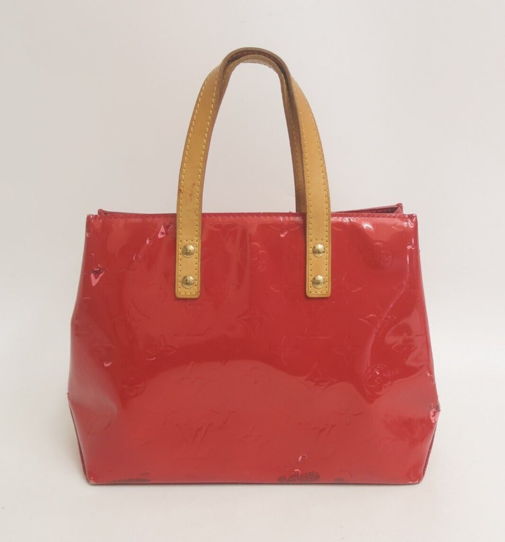 Authentic Louis Vuitton Reade PM Vernis: Authentic Louis Vuitton Reade PM Vernis Leather Tote Bag Handbag Condition: Pre-owned Brand: Louis Vuitton Department: Women Size: Small Exterior Color: Red Style: Hand Bag Country/Region