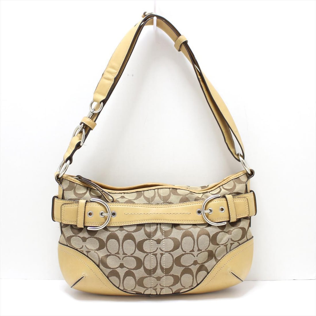 Auth COACH Hamptons Signature Soft Duffle: Auth COACH Hamptons Signature Soft Duffle F07077 Khaki Light Brown Jacquard - Condition: Pre-owned Brand: COACH Style: Shoulder Bag Exterior Color: Khaki, Light Brown Exterior Material: Jacquard, Leat