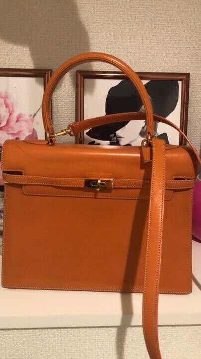 MORABITO Scala Handbag Orange Women Used: MORABITO Scala Handbag Orange Women Used Condition: Pre-owned Brand: MORABITO Bag Width: 28 cm Department: Women Bag Height: 21 cm Exterior Color: Orange Style: Handbag Bag Depth