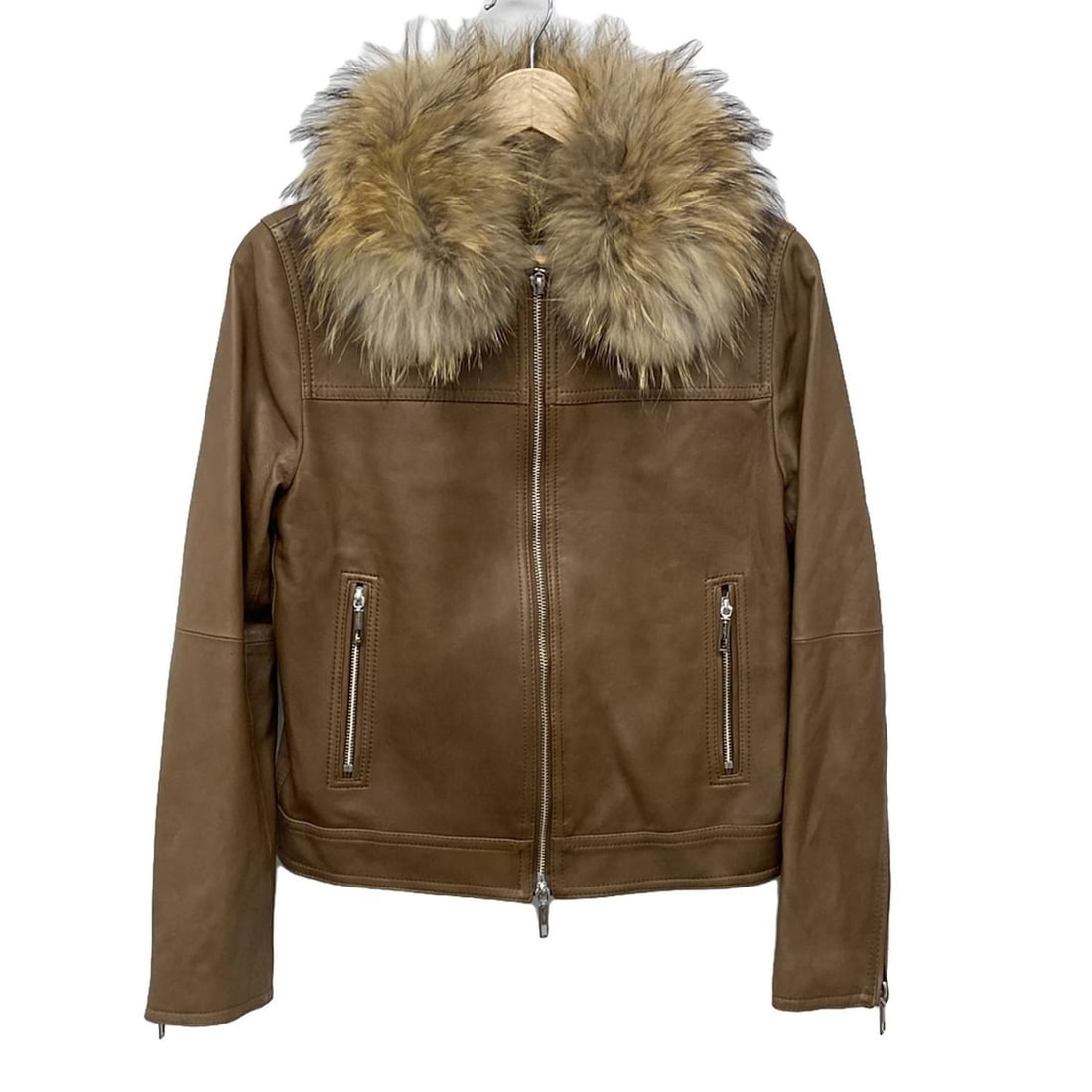 Auth MORABITO - Dark Brown: Auth MORABITO - Dark Brown Lightweight Jacket Condition: Pre-owned - Good Brand: MORABITO Style: Lightweight Jacket Color: Dark Brown Outer Shell Material: Please see the photo of the quality tag