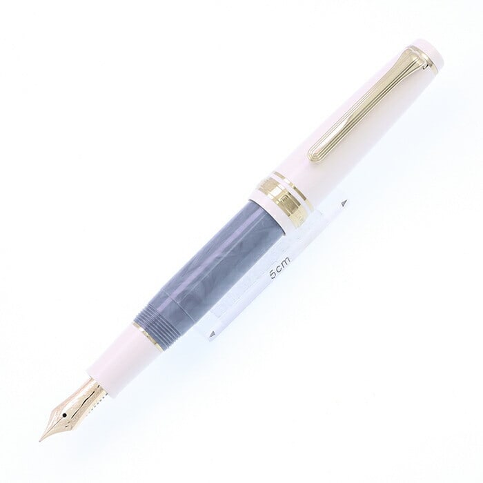 SAILOR Fountain Pen Rencontre Griefel Medium: SAILOR Fountain Pen Rencontre Griefel Medium Fine - Condition: Used Brand: SAILOR Country: Japan SN: MOR_0820 Vintage: No Region of Origin: NA Nib Size: Oblique Broad (OB) Materi