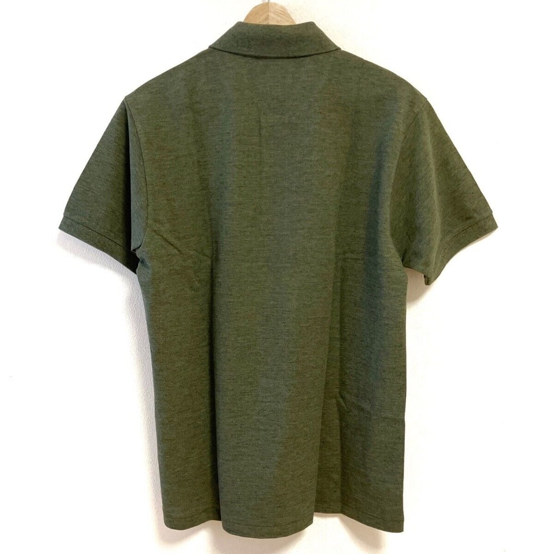 Auth Lacoste - Khaki Polo: Auth Lacoste - Khaki Polo Shirt Condition: Pre-owned Brand: Lacoste Style: Polo Shirt Color: Khaki Material: Please see the photo of the quality tag ConditionRank: 7 Department: <br