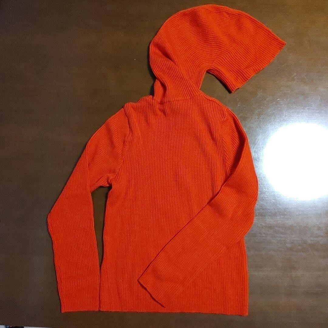 Issey Miyake Haat Long Sleeve Turtle: Issey Miyake Haat Long Sleeve Turtle Knit Red Size L Used Condition: Pre-owned Neckline: Turtleneck Occasion: NA Size: L MPN: NA Fabric Type: Knit Accents: NA Vintage: NA <br