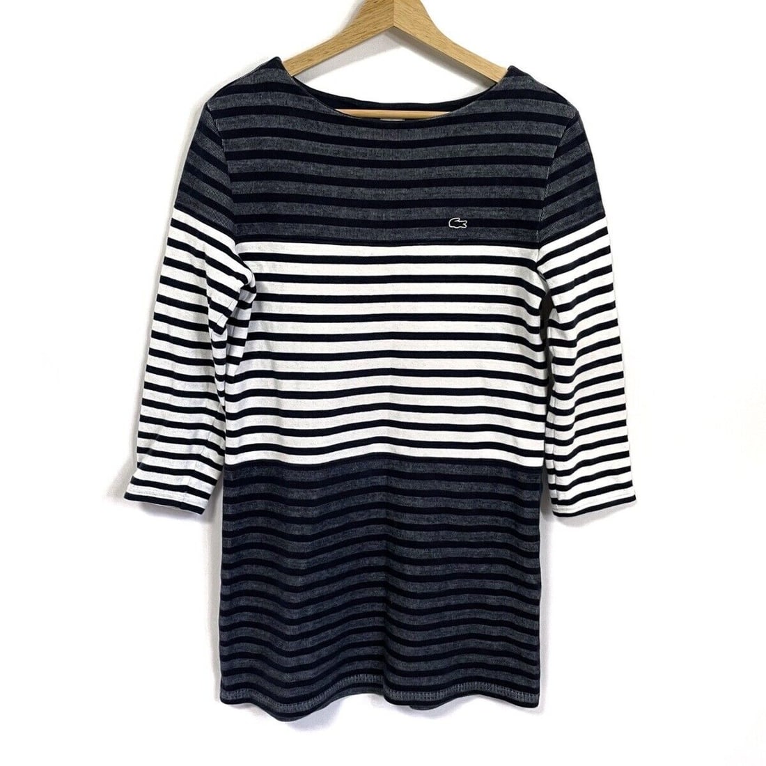 Auth Lacoste - Dark Navy White: Auth Lacoste - Dark Navy White Dress Condition: Pre-owned Brand: Lacoste Style: Dress Color: Dark Navy, White Material: Please see the photo of the quality tag ConditionRank: 7 Departmen