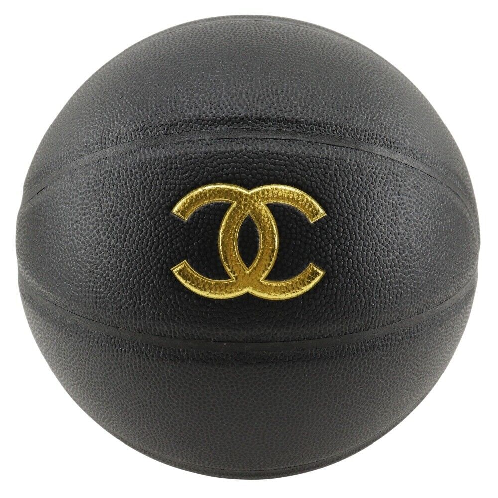CHANEL basketball Other miscellaneous goods black: CHANEL basketball Other miscellaneous goods black Black / gold Rubber _ Condition: Used Brand: CHANEL Style: Other miscellaneous goods Material: Rubber Color: gold Size: See Description B