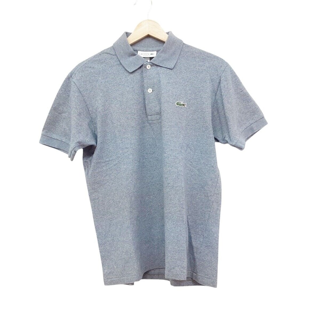 Auth Lacoste - Gray Polo: Auth Lacoste - Gray Polo Shirt Condition: Pre-owned Brand: Lacoste Style: Polo Shirt Color: Gray Material: Please see the photo of the quality tag ConditionRank: 7 Department: