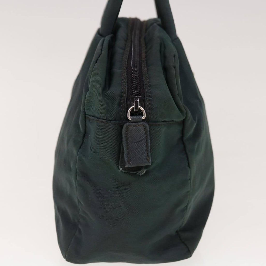 PRADA Hand Bag Nylon Green Auth: PRADA Hand Bag Nylon Green Auth 65012 Condition: Pre-owned Brand: PRADA Style: Hand Bag Material: Nylon Exterior Color: Green Size: See Description Bag Height: 7.1inch(Approx) / 18cm(Appr