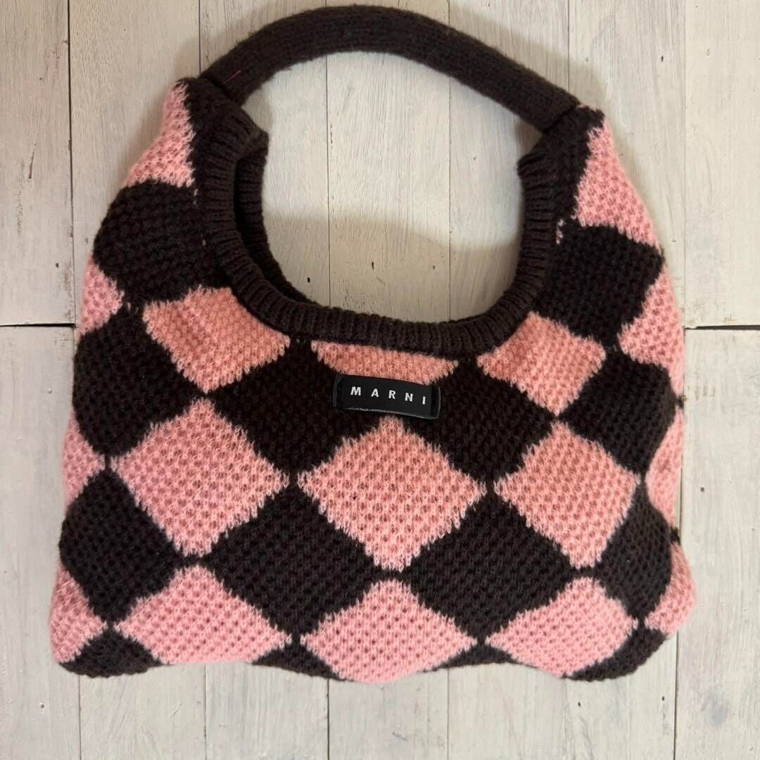 MARNI Marni Market Small Knit Bag: MARNI Marni Market Small Knit Bag Diamond 11.8*14.1*8.2 inch Condition: Pre-owned Brand: Marni Size Type: Normal Type: NA Department: Exterior Color: NA Country: Japan Style: NA
