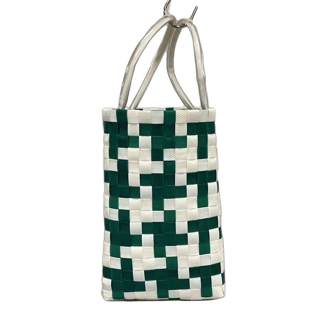 Auth MARNI Marni Market Square Shopping: Auth MARNI Marni Market Square Shopping Bag - White Green Polypropylene Vinyl Condition: Pre-owned Brand: MARNI Style: Tote Bag Exterior Color: White, Green Exterior Material: Polypropylene, Vinyl