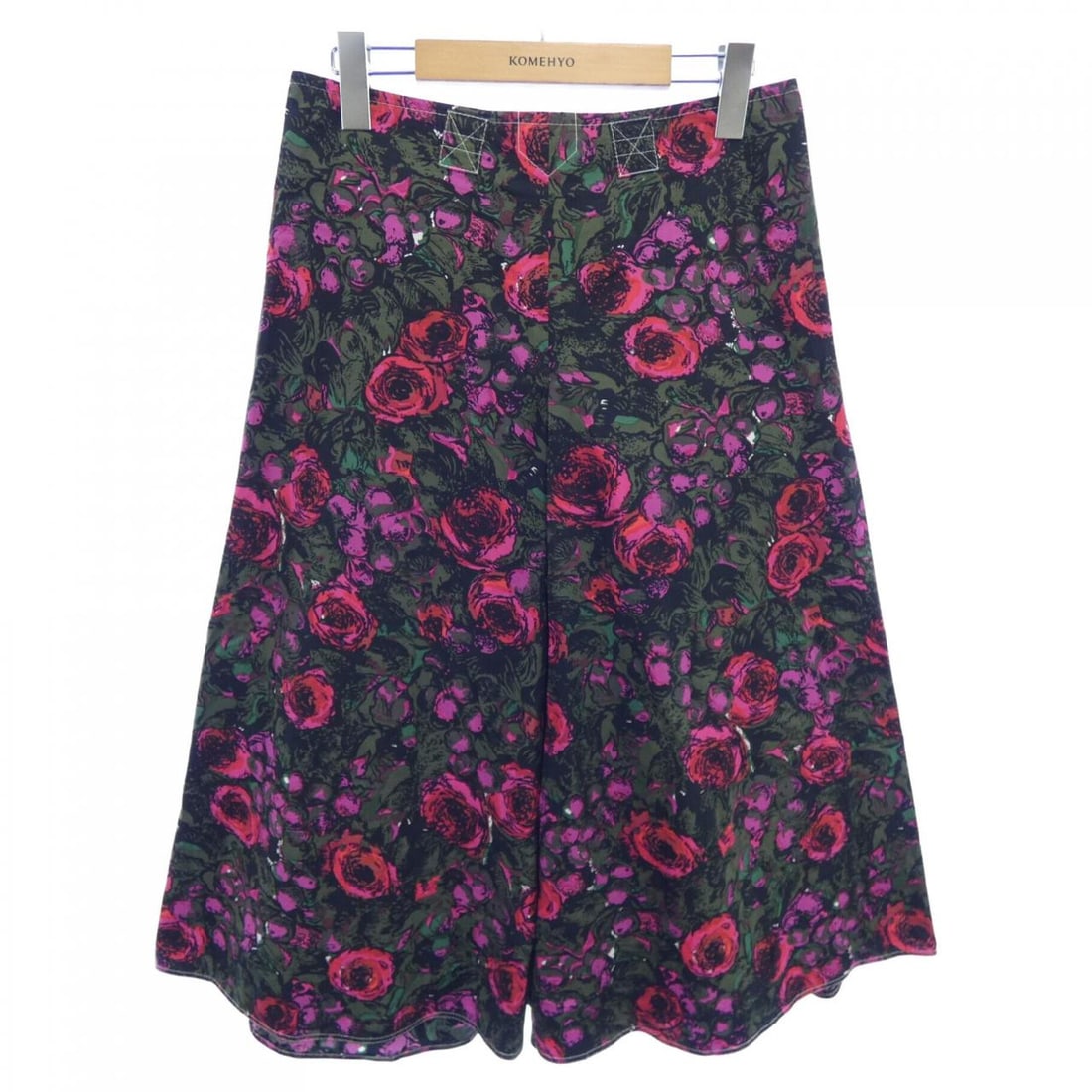 Authentic Marni MARNI Skirt #241-003-673-2840: Authentic Marni MARNI Skirt #241-003-673-2840 Condition: Pre-owned - Good Brand: Marni Style: SKIRT Color: Green Red Pink Material: See Image Gender: Ladies Size: 40 Size Type: R