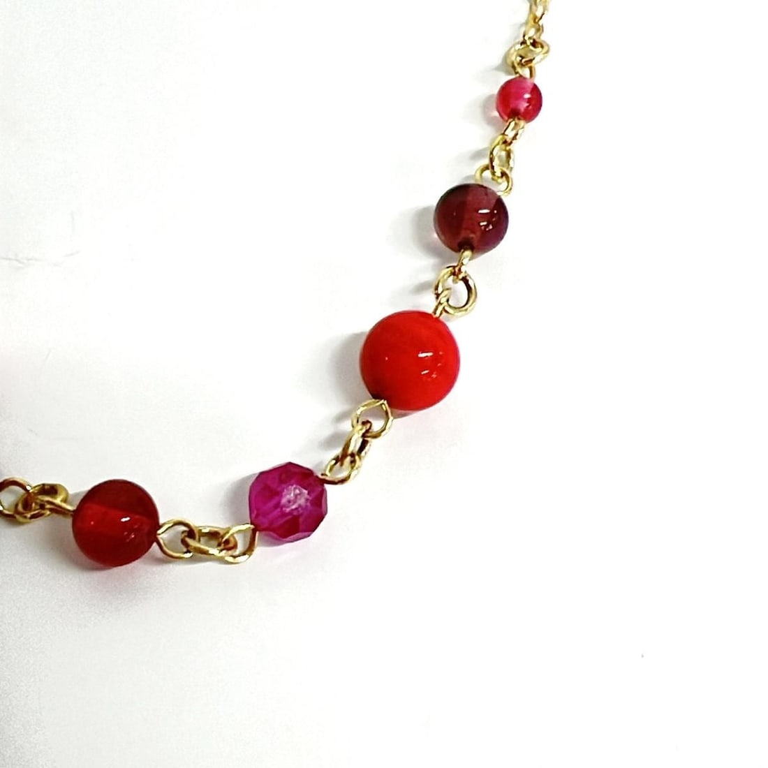 Auth ANNA SUI - Gold Red: Auth ANNA SUI - Gold Red Purple Hardware Plastic Necklace Condition: Pre-owned Brand: ANNA SUI Style: Necklace Color: Gold, Red, Purple Material: Hardware, Plastic Note: This will be shipped by Fe